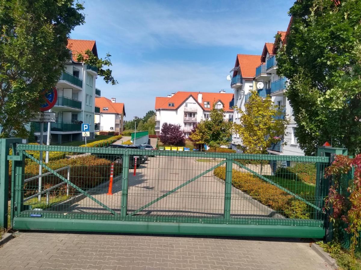 Green Apartment Z Bezplatnym Parkingiem Olsztyn  Exterior photo